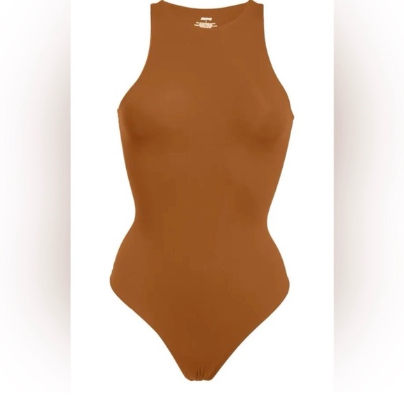 SKIMS Tops - SKIMS High Neck Fits Everybody Cooper Bodysuit